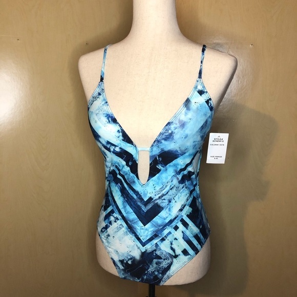 Kenneth Cole Blue Iridescent Watercolor Onepiece - Picture 3 of 6